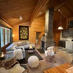 Charming Log Chalet, Yllaes, Wifi, 400m To Restaurants * Kolari
