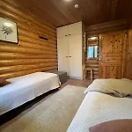 Chalet Charming Log Chalet, Yllaes, Wifi, 400m To Restaurants