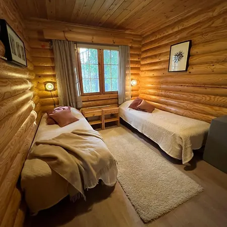 Charming Log Chalet, Yllaes, Wifi, 400m To Restaurants *