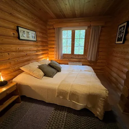 Charming Log Chalet, Yllaes, Wifi, 400m To Restaurants