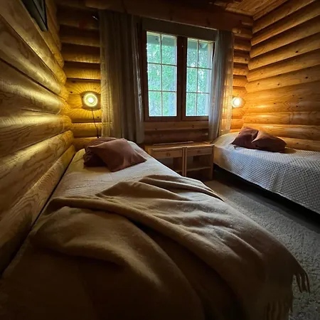 Chalet Charming Log Chalet, Yllaes, Wifi, 400m To Restaurants *