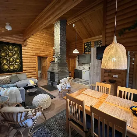 Charming Log Chalet, Yllaes, Wifi, 400m To Restaurants
